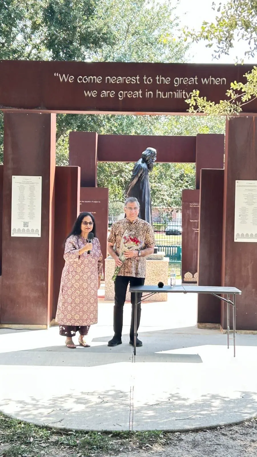 Guests in conversation at tagore grove â An Inspiring Conversation with Dr. Rabindra Chakraborty